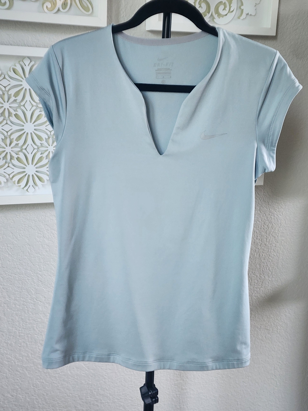 Nike Women's Gray Notch-Neck Dri-FIT Tee